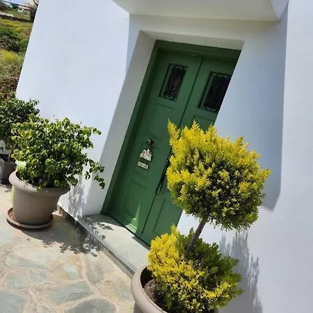 Stellinas Pretty House