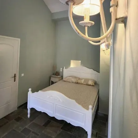 Stellinas Pretty House *