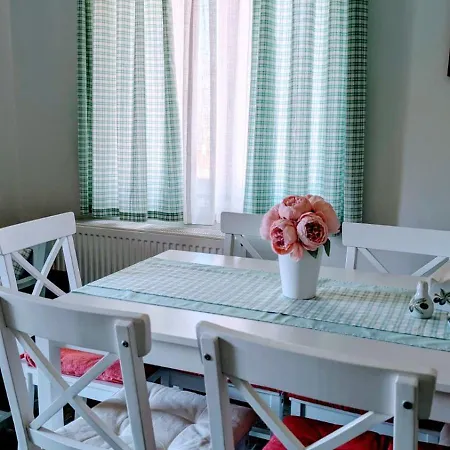 Stellinas Pretty House